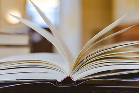 小说：他生来命短，为了活命，他只有通关鲁王墓系统才送麒麟血脉图片