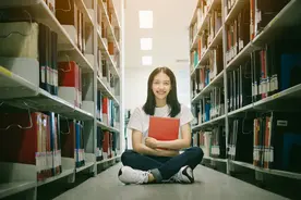 小说：奶奶死后，我继承她的田医身份，哪怕被索魂，也能驱赶邪魔图片