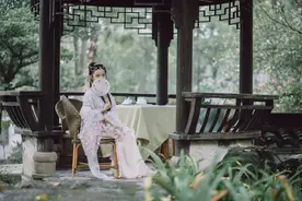 商人和恶魔的故事图片