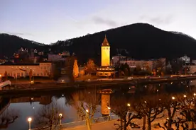 小说：男子看到自己的弟弟惨死在家中，醒来发现只是一场噩梦图片