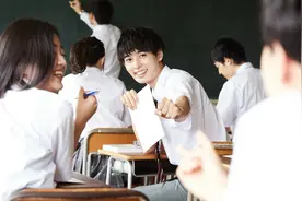 小说：成绩好还被母亲说教，一向不喜讲话的她，发声自己不喜欢图片