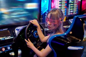 小说：恐怖的迷宫，不确定的人性！主教逆天翻盘！图片