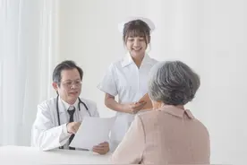 疏通肝经、脾经、肾经的易堵塞穴位能够强化内脏功能，由内及外地保持健康和美丽图片