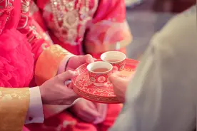 小说：疯狂心动，她：该死的男人，这都拿不下你，塑料老公：可以图片