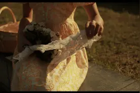 爱情的代价，男子为妻子纹定情信物，如今分手后后悔不已图片