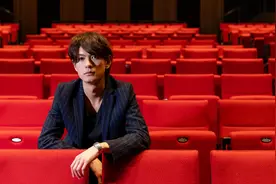 小说：“听说你是北大杨洋对不对”“我不是”“你是？”“杨洋”图片