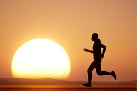 第一课 人可以10天不喝水，但不能失去梦想1分钟图片