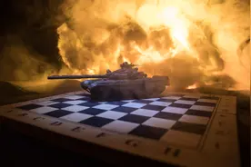 小说：小伙在空岛钓鱼，刚钓上来吕布，又钓上来蔡文姬图片