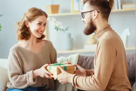 小说：小巷人家后，卧龙凤雏的甜蜜婚后生活图片