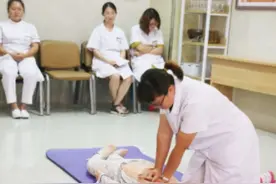 意切情深信达雅——序《英诗经典名家名译》图片