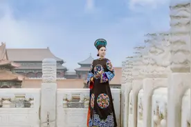 小说：吴公子纠缠求原谅，春虫虫警惕被调查之事。图片