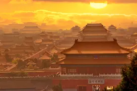 小说：吴长生中举求婚春虫虫，顾凌风暴怒，春虫虫对其误解。图片