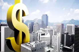 裁判吹哨其实都吹得很准确，虽然这实在是个谜图片