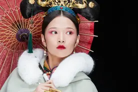 小说：危急时刻，他不疾不徐走到她面前图片