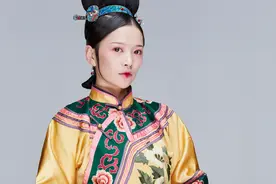 小说：她装傻嫁给残疾王爷被他认出，他竟免去拜堂，直接送入洞房图片