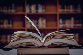 如果初装电脑无法开机，则极有可能是电脑配件没有安装好图片