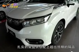 年轻人靠边站，这四款车专为40岁大叔推荐，30万左右，大气舒适