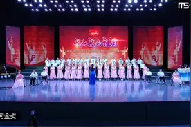 山东淄博沂源县最美女童周俊篪【9岁】领唱【我的祖国】感动国人视频封面