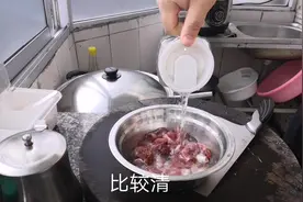 一个用料简单的蒸瘦肉汤，小伙这样的做法，孩子吃饭不用喂视频封面