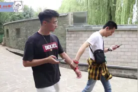为什么我们走着走着，女朋友变成了男朋友？