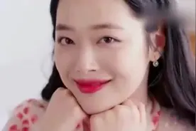 韩国女明星崔雪莉自杀，25岁这么美好的年华就终止了视频封面