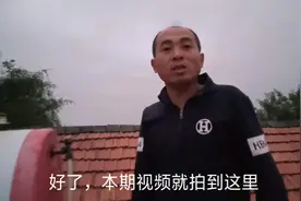 农村小伙教你在没有自来水的情况下，如何手动往太阳能里加水！视频封面