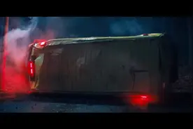 飞船返回地球出现事故 寄生体外套 无辜护士领了盒饭视频封面