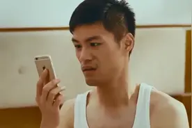 星期8：校长通知放假一天，谁料学生偷改成十天，校长气得直抓狂