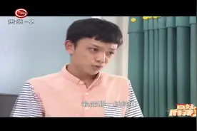 外公与老年妇女在ktv唱歌，外婆推门而入，真相竟然是？视频封面