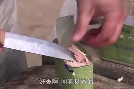 小鬼子汽车上全是牛肉罐头，为了给士兵改善伙食，小伙不淡定了！视频封面
