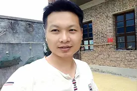 老李回家收稻子，一亩半田半小时就收完这个神器很好用价格也不贵