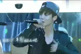 鹿晗、陈嘉桦、大张伟、张丹峰、薛之谦、魏晨动情演唱重返十七岁视频封面