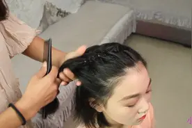 七八岁的孩子头发不长不短怎么扎？教你一招，3分钟变身小淑女