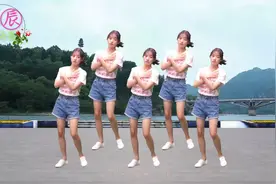 火辣舞曲《爱的主打歌》，好听好看更好学，跳起来年轻多了