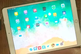 为了把iPad变成生产力工具升级成iPadOS13 升级完先玩了把游戏视频封面