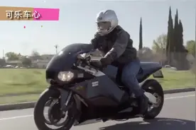 全球最快摩托车，一档时速180迈，最快秒杀飞机！视频封面
