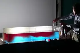 冷水和热水能相融吗？看完老外亲自做的实验之后，我马上了解了！