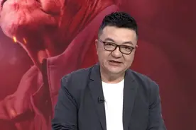 董路评价里皮：一位曾经伟大的教练成为了逃兵！视频封面