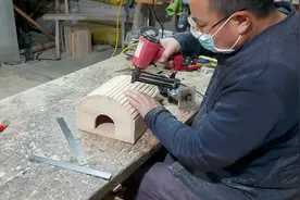 今天制作一个仓鼠窝 龙猫窝造型美观实用看着挺好的视频封面