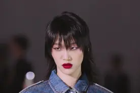 LV 在首尔的大秀，迪丽热巴吴世勋惊艳亮相，一起到秀场看看视频封面