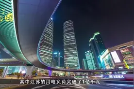 美公布一张卫星图：印度晚上竟比中国还亮，网友直接爆出了真相视频封面