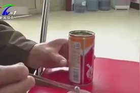 八宝粥里喝出蜗牛，联系商家对方豪爽的大手一挥：赔你10箱视频封面