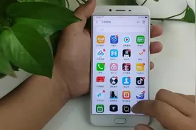 把小米手机独有的黑科技桌面，提取安装到其他手机里，是什么效果视频封面