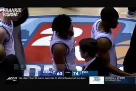 杜克新人中锋Vernon Carey Jr14投7中20分14篮板2盖帽的两双表现视频封面
