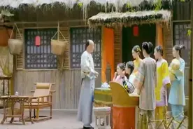 韦小宝只有三个孩子，受到皇上嘲笑，咽不下这口气！视频封面