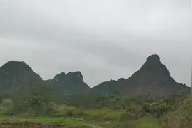 这里山清水秀，环境优美，生态环境非常好，这里就是广西扶绥县