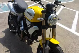 杜卡迪scrambler 1100启动声浪，发动机机械声音太好听了！视频封面