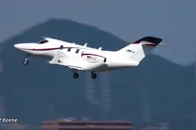 看看丰田公司拥有的 HA-420 本田小型商务飞机 JA86GR 起飞视频封面
