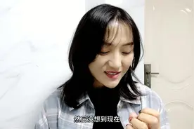 女友在家做高颜值美甲，简单易学，还能省下巨款，大家怎么看？视频封面