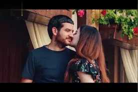 俄语翻唱周杰伦《晴天》，俄语唱起来别有一番韵味